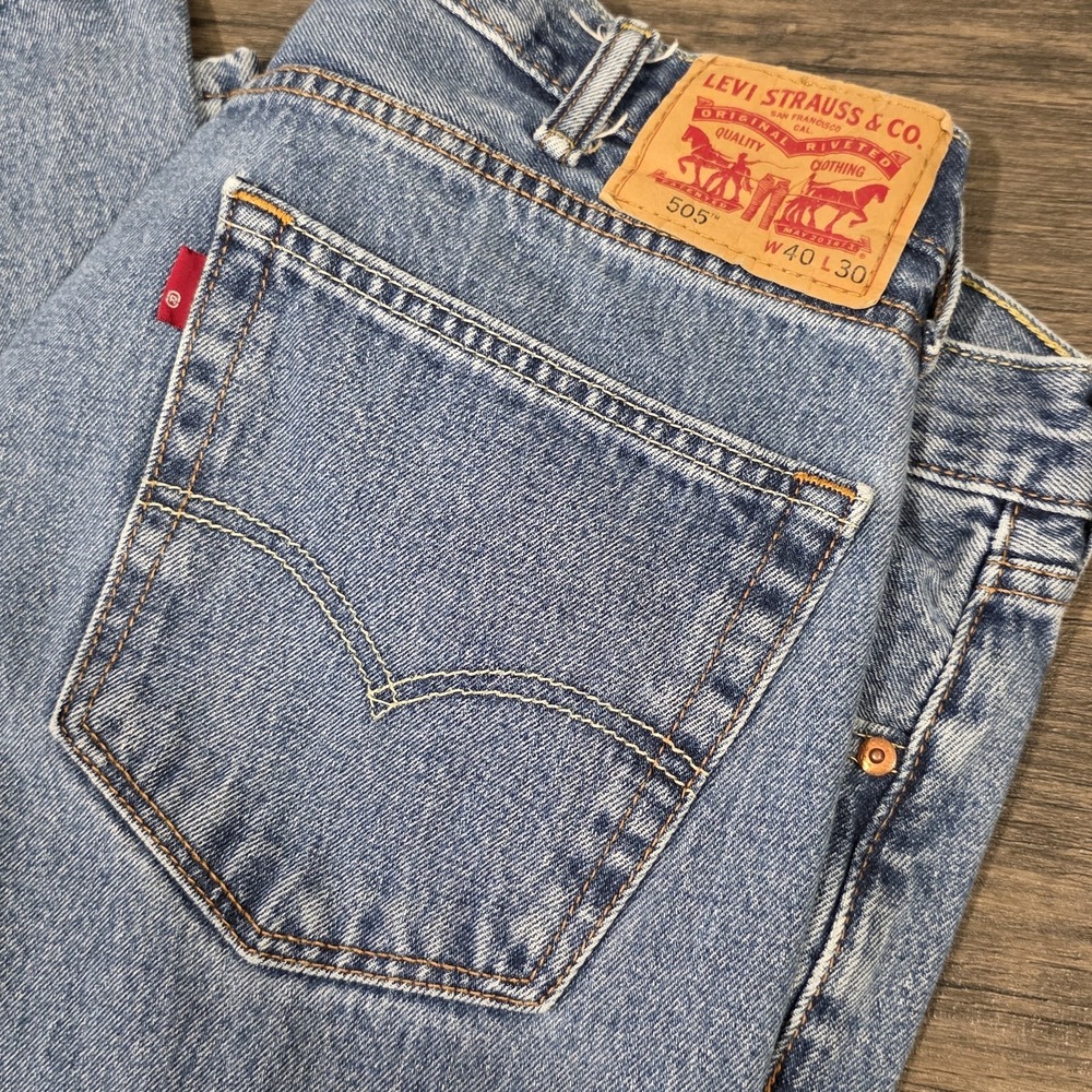 Levi's 505 Straight Leg Regular Fit Medium Wash Jeans Men's Size 40x30 B-A5